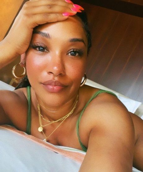 Candice Patton hot pornstar image