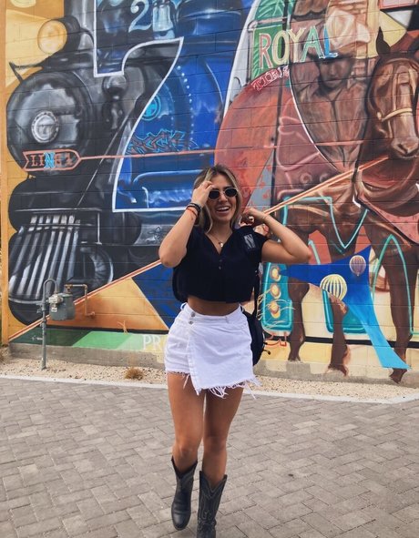 xxninisv xxx pornstar image