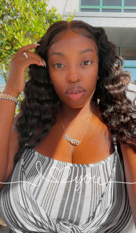 niyahrenee star nudes image