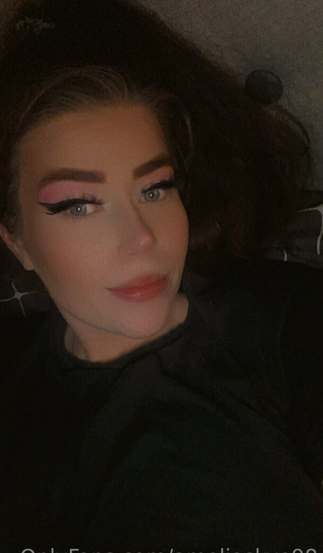 ameliaskye98 pornstar perfect img