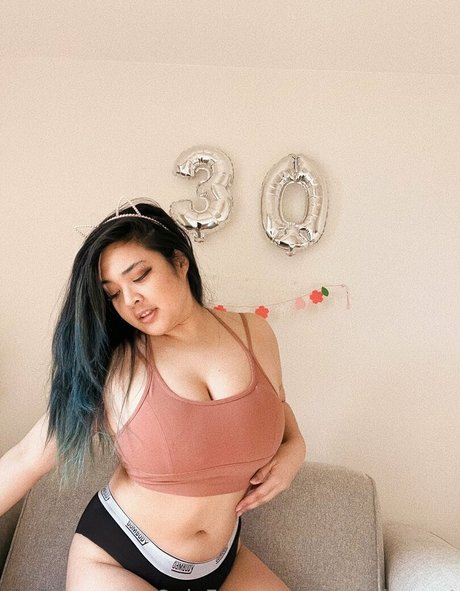 itsakidearest nice pornstar img