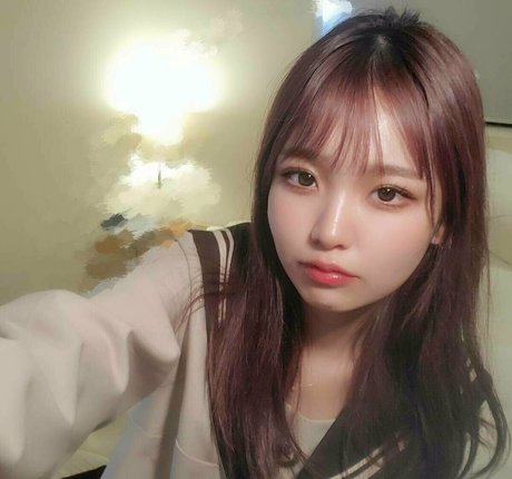 mature asian onlyfans erotic photo