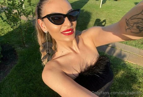 allysson69 star nude archive