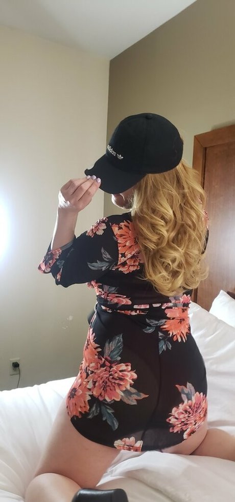 onehotmysterymama pornstar high quality images