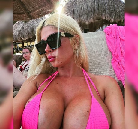 Aniita Muhlemann nude pornstar pics