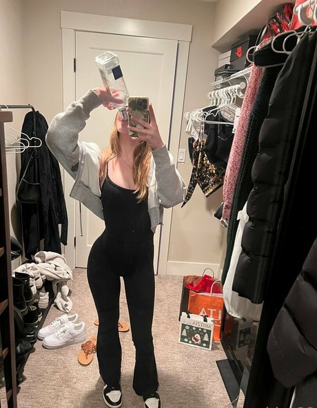 taratumbles hd actress photo