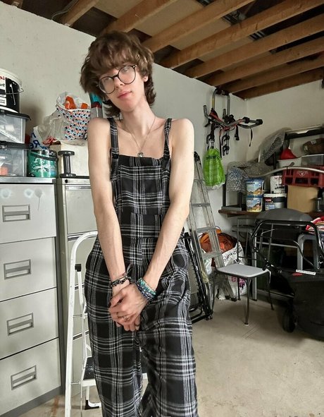 castielfree sex actress photo