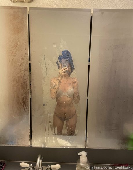 ilovelilsaku pornstar xxx pic