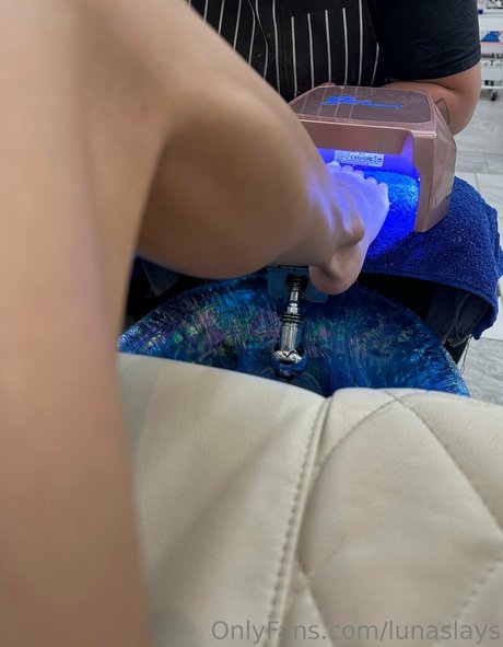 lunaslays exclusive actress pics