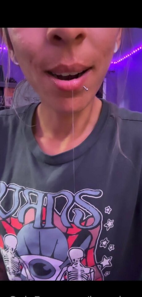 lunaslays model pornographic picture