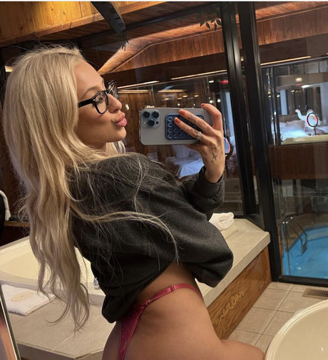 flat onlyfans art porn gallery