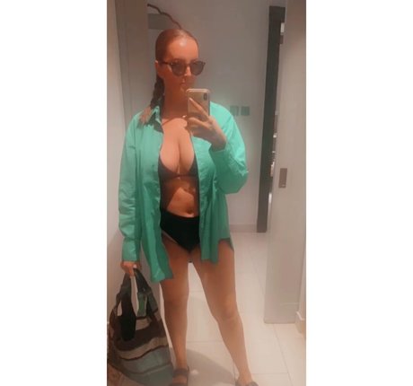 Melanie M exclusive actress archive