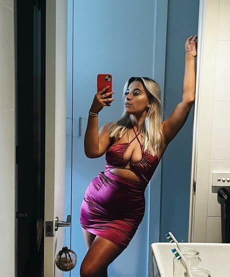 Lavender Baj model naked pictures