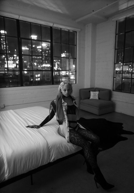 serenitylove001 nude pornstar pic