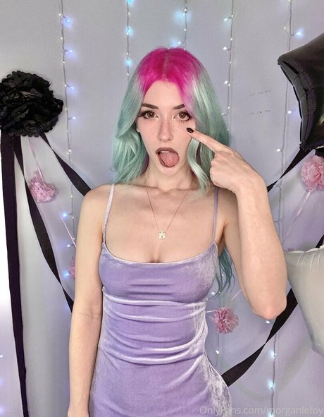 MorganLeFoy erotic pornstar pics