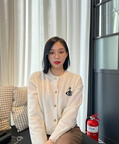 blonde shemale onlyfans hot porn images