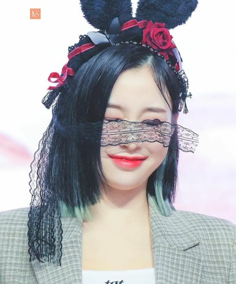 big tits cougar onlyfans exclusive images