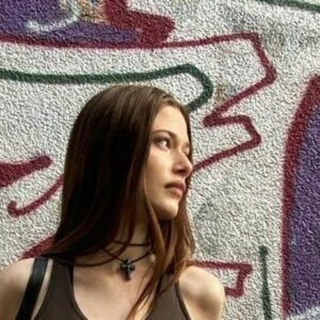 Pudderfly sexy actress pictures