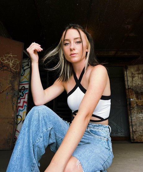 tattooed shemale onlyfans hot sexy gallery