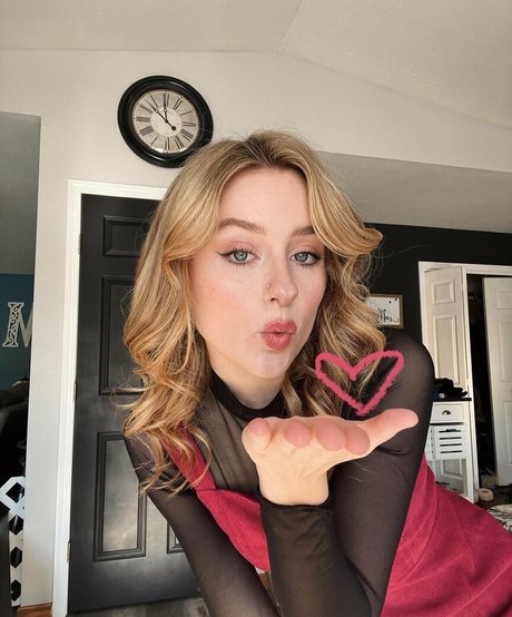 Audra Miller star nudes pic