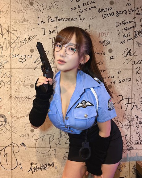 Jun Amaki pretty actress photo