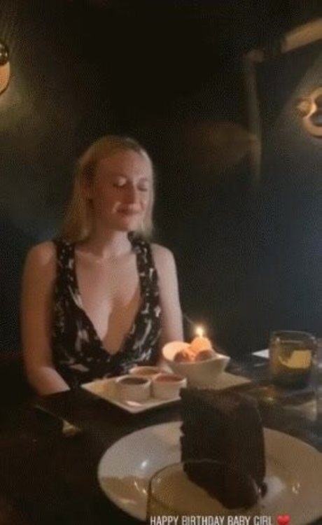 Dakota Fanning model pornographic image