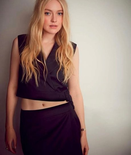 Dakota Fanning hd model pictures