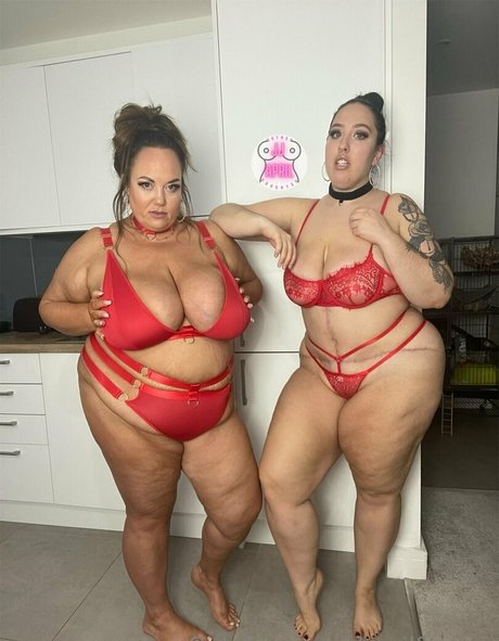 aprilfoxxxx sexy pornstar gallery