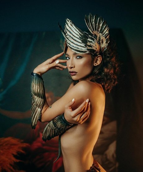 Nikol Beylik star adult pic