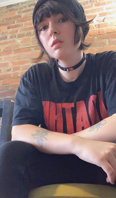 Lain Arbor exclusive pornstar pictures