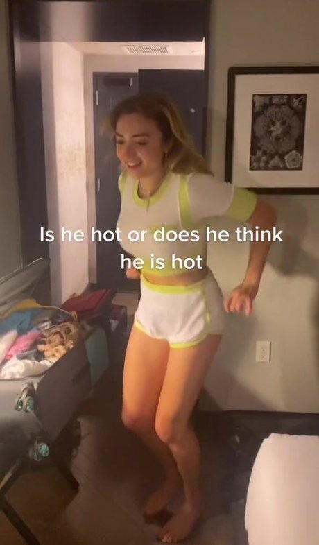 Peyton List erotic pornstar pic