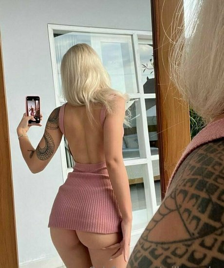 milla snake star hd photos