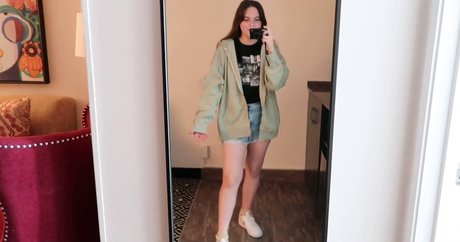 SarahKey pornstar adult image