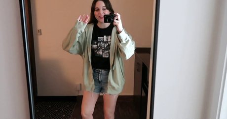 SarahKey model porn photos