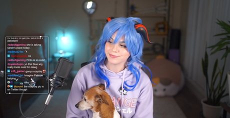 SarahKey pretty pornstar image