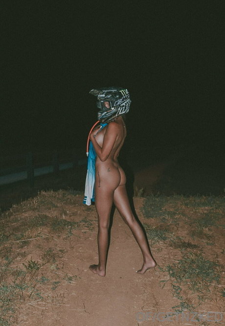 Mckenzi Mason pretty model gallery