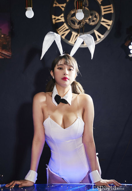 Espacia Korea pornographic star pic