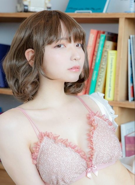 Marina Amatsu model sex pic