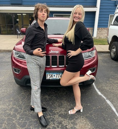 Anya Truax nice actress picture