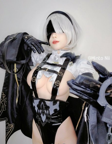 mintonii pornstar pic