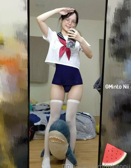 mintonii exclusive pornstar image