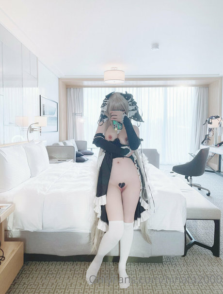 hinata2000 nudes star pics