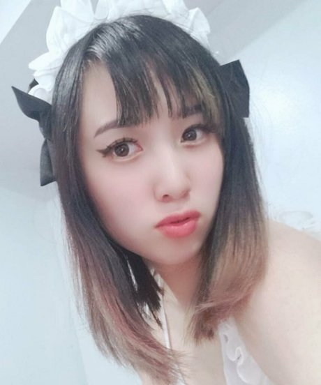 hinacchi free top pornstar image