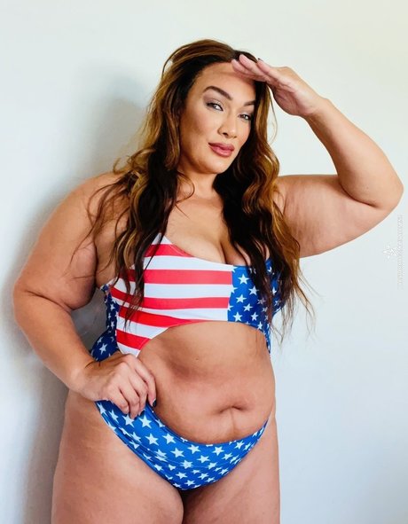 Nia Jax nudes pornstar image