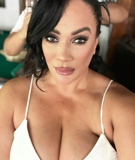 Nia Jax star hot archive