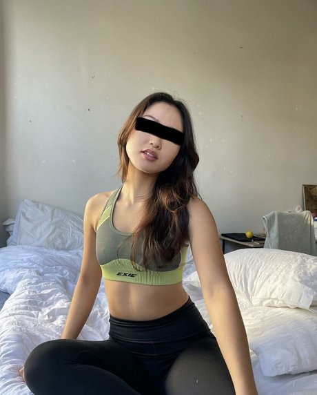 louxcarter beautiful actress pic