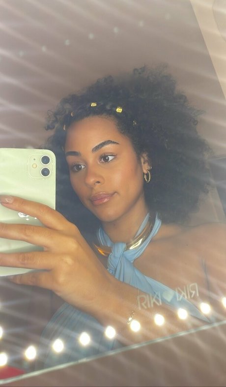 Raina Morris pornstar nudes galleries