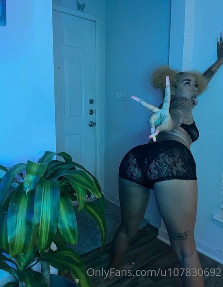 kbabyyyxxx beautiful model picture