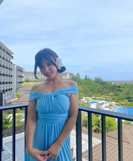 Mina Shirakawa nice model image