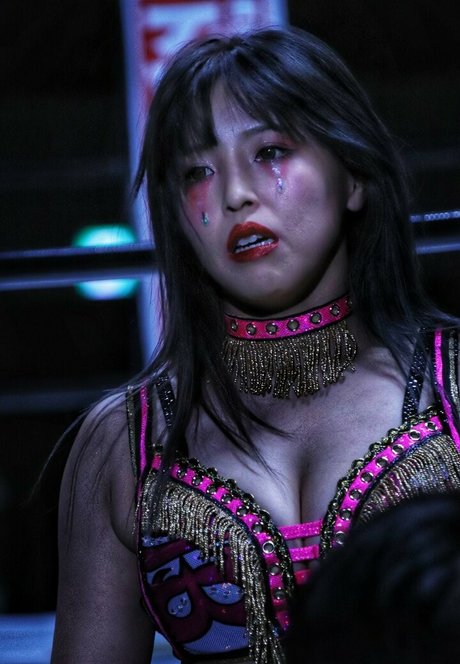 yoga onlyfans top picture